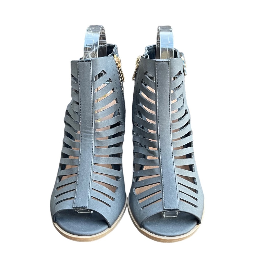 Dolce Vita Dolcetta Gray Ankle Block Heel Sandal Womens Shoes Size 8 - Picture 3 of 11